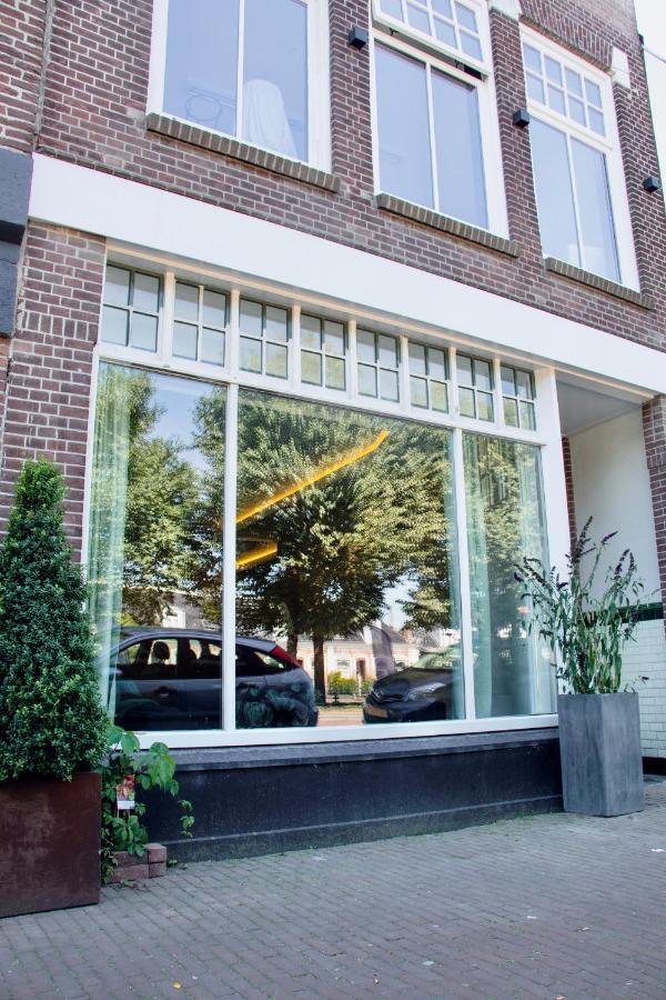 Stadslogement Valentijn Sneek Eksteriør billede